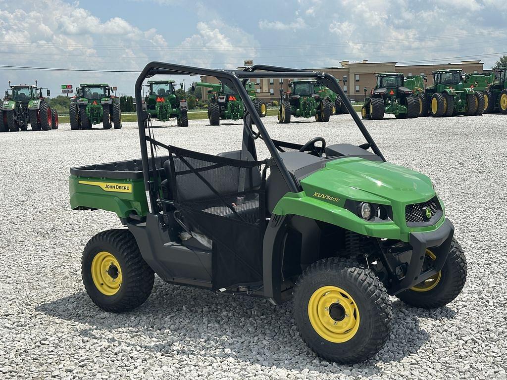 Image of John Deere XUV 560E Image 1