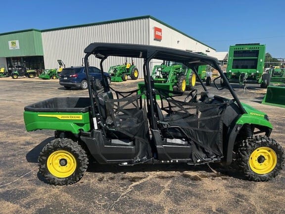 Main image John Deere XUV 560E S4