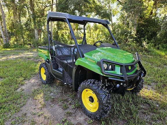 Image of John Deere XUV 560E equipment image 1