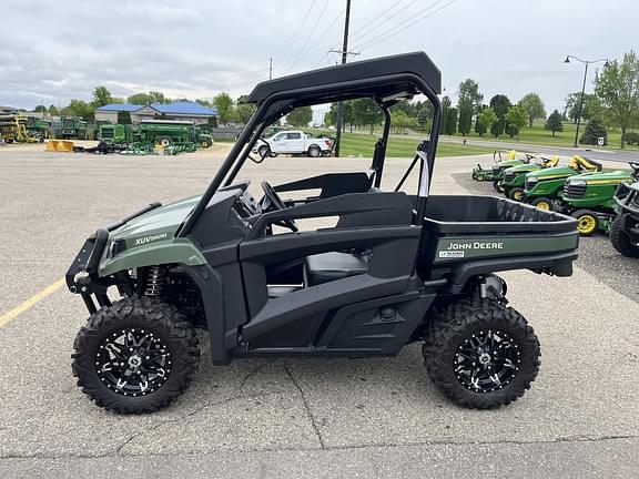 Image of John Deere XUV 590M equipment image 1