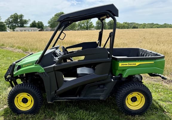 Image of John Deere XUV 590M equipment image 2