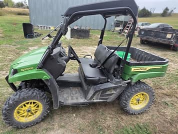 Main image John Deere XUV 590M