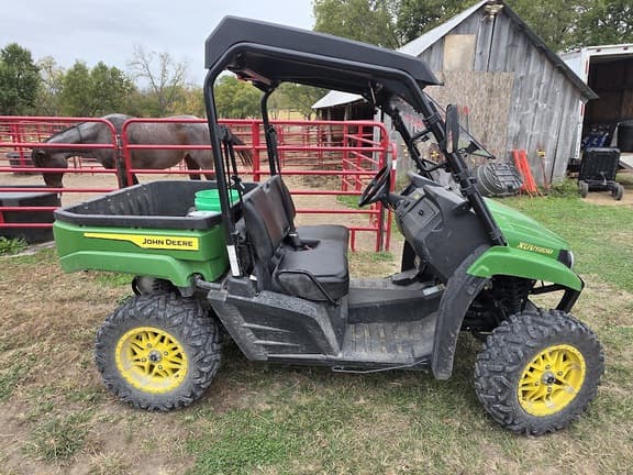 Image of John Deere XUV 590M equipment image 3