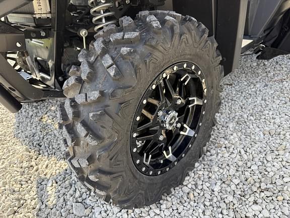 Image of John Deere XUV 590M equipment image 3