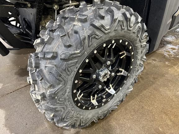 Image of John Deere XUV 590M equipment image 1