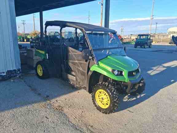 2024 John Deere XUV 590M S4 Equipment Image0