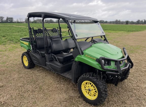 2024 John Deere XUV 590M S4 Equipment Image0