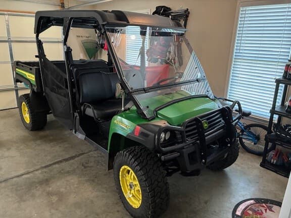 Image of John Deere Gator XUV 825i S4 Primary image