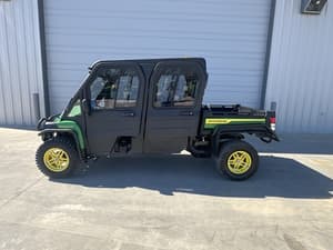 2024 John Deere Gator XUV 825i Image