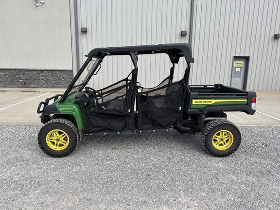 2024 John Deere XUV 825M Equipment Image0