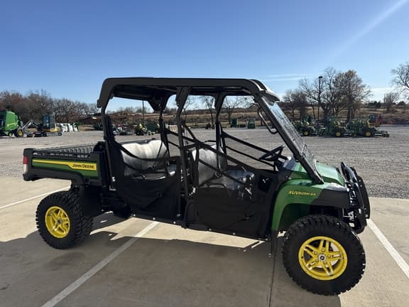 Image of John Deere XUV 825M equipment image 4