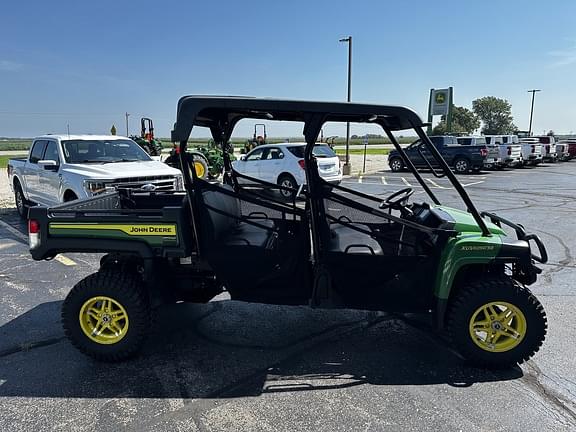 Image of John Deere XUV 825M S4 equipment image 4