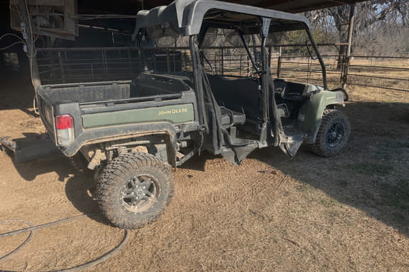 Image of John Deere XUV 825M S4 Primary image