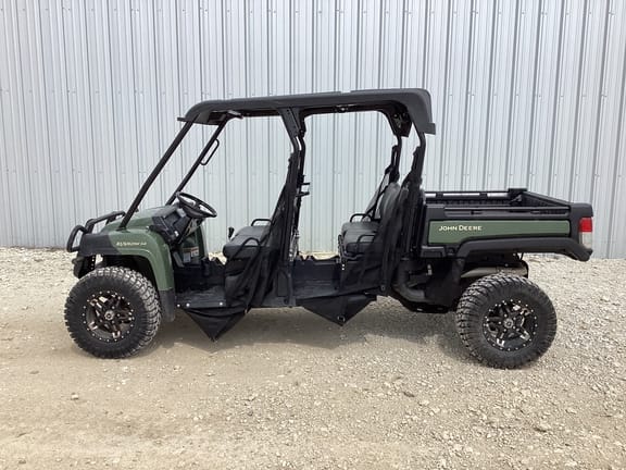 2024 John Deere XUV 825M S4 Equipment Image0