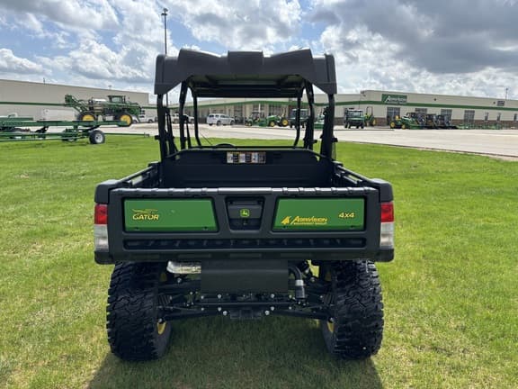 Image of John Deere XUV 825M S4 equipment image 3