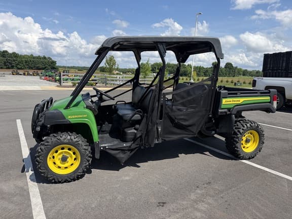 Image of John Deere XUV 825M equipment image 2
