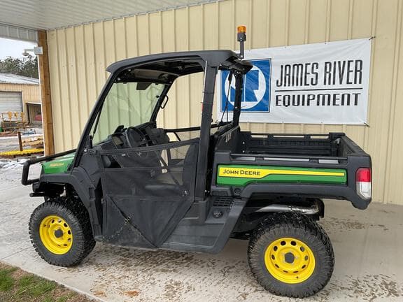 Image of John Deere XUV 835M equipment image 3