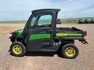 2024 John Deere XUV 835M Image