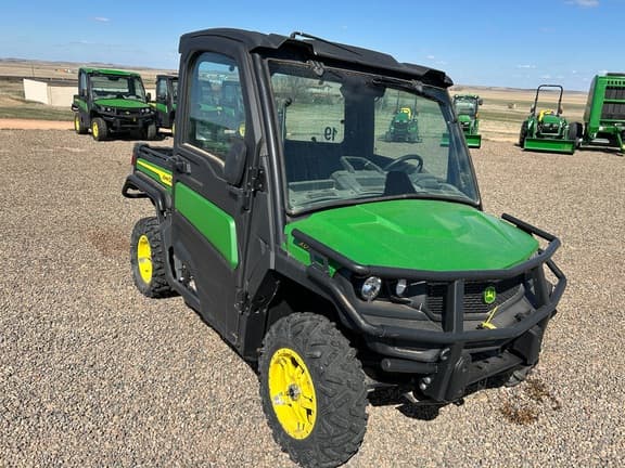 Image of John Deere XUV 835M equipment image 3