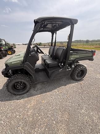 Image of John Deere XUV 835M equipment image 2