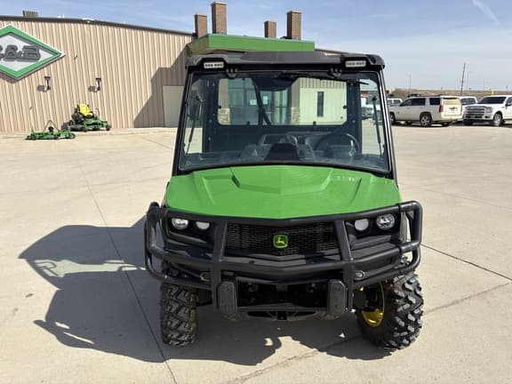 Image of John Deere XUV 835M equipment image 2