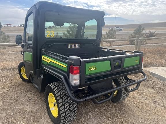 Image of John Deere XUV 835M equipment image 4