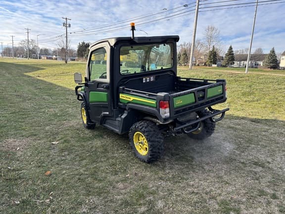 Image of John Deere XUV 835M equipment image 4