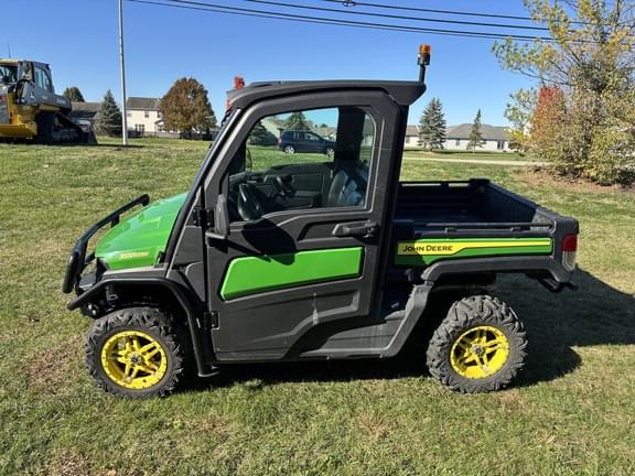 Image of John Deere XUV 835M equipment image 3
