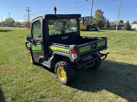 Image of John Deere XUV 835M equipment image 4