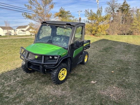 Image of John Deere XUV 835M equipment image 2