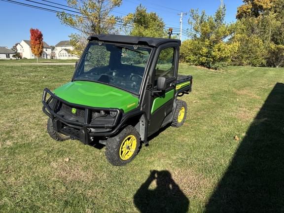 Image of John Deere XUV 835M equipment image 2