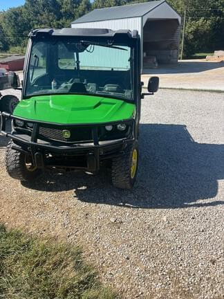 Image of John Deere XUV 835M equipment image 1