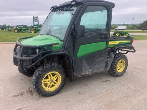 Image of John Deere XUV 835M Primary image