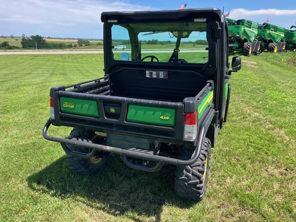 Image of John Deere XUV 835M equipment image 1