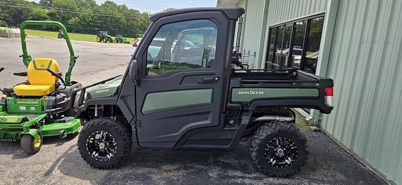 Image of John Deere XUV 835M equipment image 1