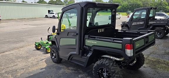 Image of John Deere XUV 835M equipment image 3