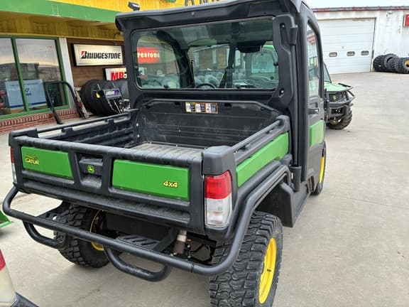 Image of John Deere XUV 835M equipment image 3