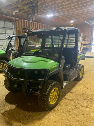 2024 John Deere XUV 835M Equipment Image0