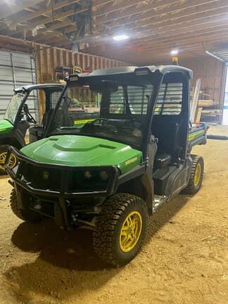 Image of John Deere XUV 835M Primary image