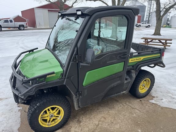 Image of John Deere XUV 835M equipment image 1