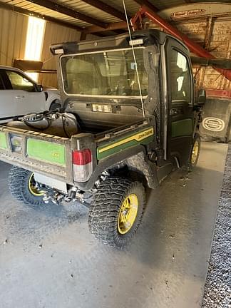 Image of John Deere XUV 835M equipment image 2