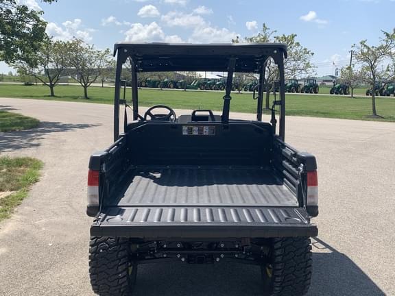 Image of John Deere XUV 835M equipment image 4