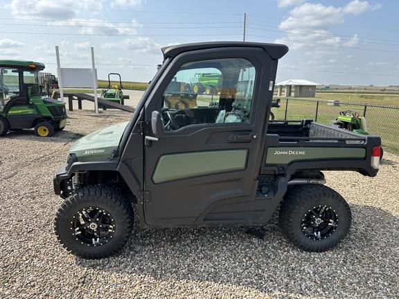 Image of John Deere XUV 835M equipment image 3