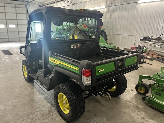 Image of John Deere XUV 835M equipment image 3