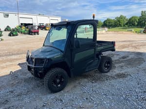 2024 John Deere XUV 835M Image