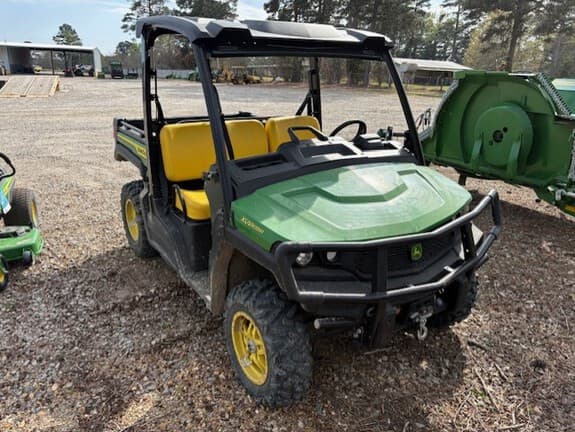 Image of John Deere XUV 835M equipment image 3