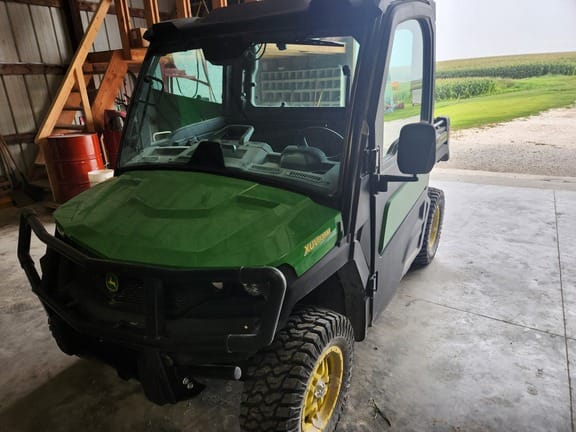 2024 John Deere XUV 835M Equipment Image0