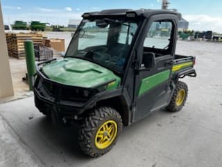 Image of John Deere XUV 835M equipment image 1