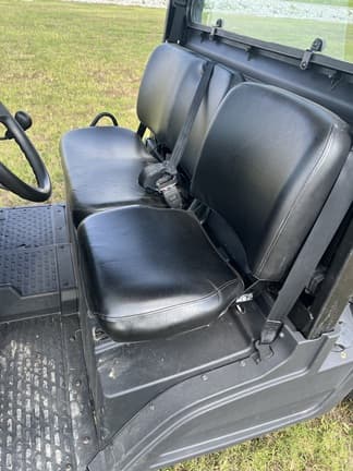 Image of John Deere XUV 835M equipment image 3