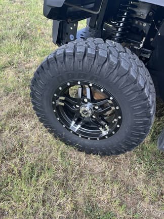 Image of John Deere XUV 835M equipment image 1
